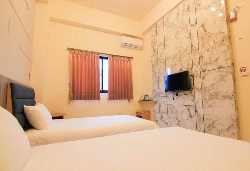 تختخواب و صبحانه Police House