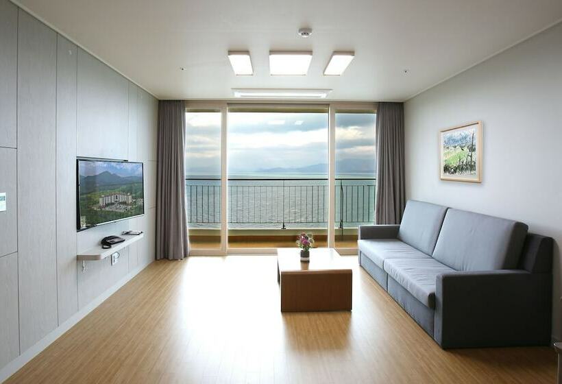 Отель Goheung Sunvalley Resort