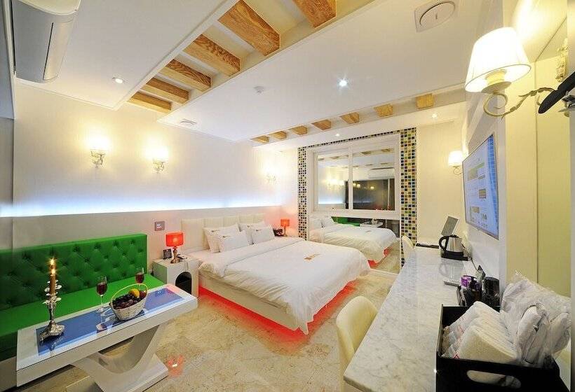 ホテル Yeongdeok Ganggu Prot Myeongpum