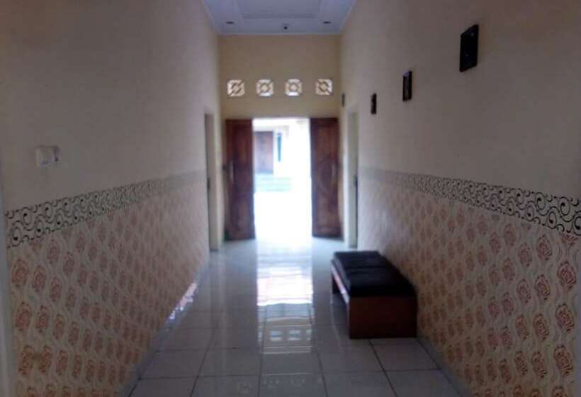 پانسیون Dedy Kost