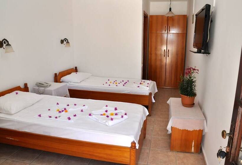 בית מלון כפרי Gloria Tibi Jarra