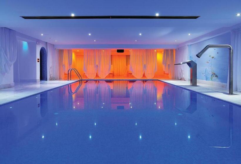 هتل Grand Serai Congress And Spa