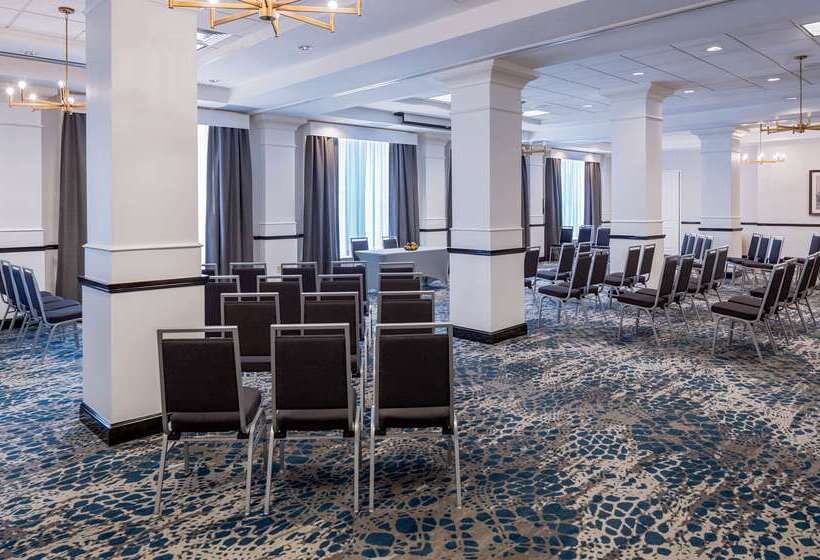 فندق Hilton Garden Inn Jackson Downtown