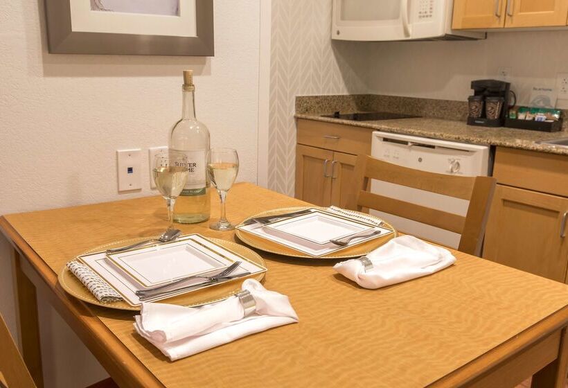 בית מלון כפרי Homewood Suites By Hilton Greenville