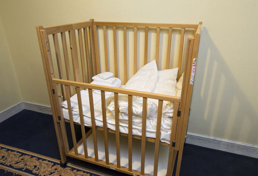 בית מלון כפרי Monterey Sapporo