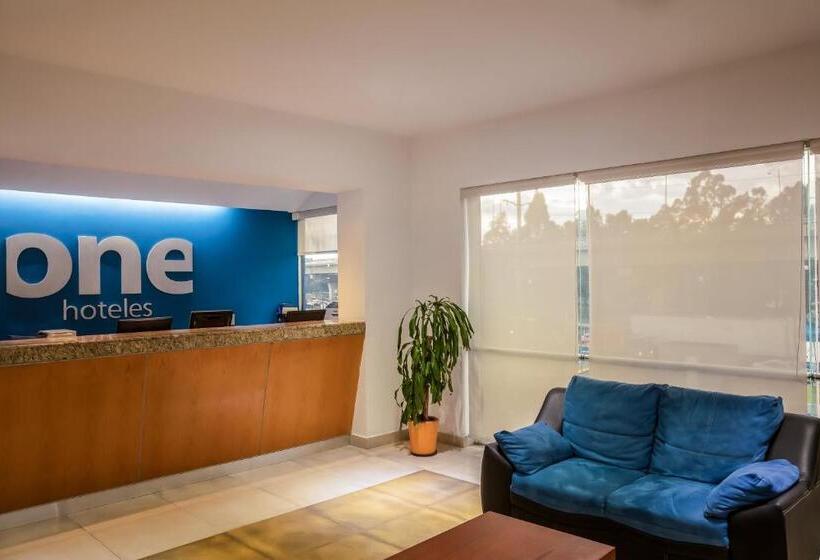 هتل One Puebla Finsa
