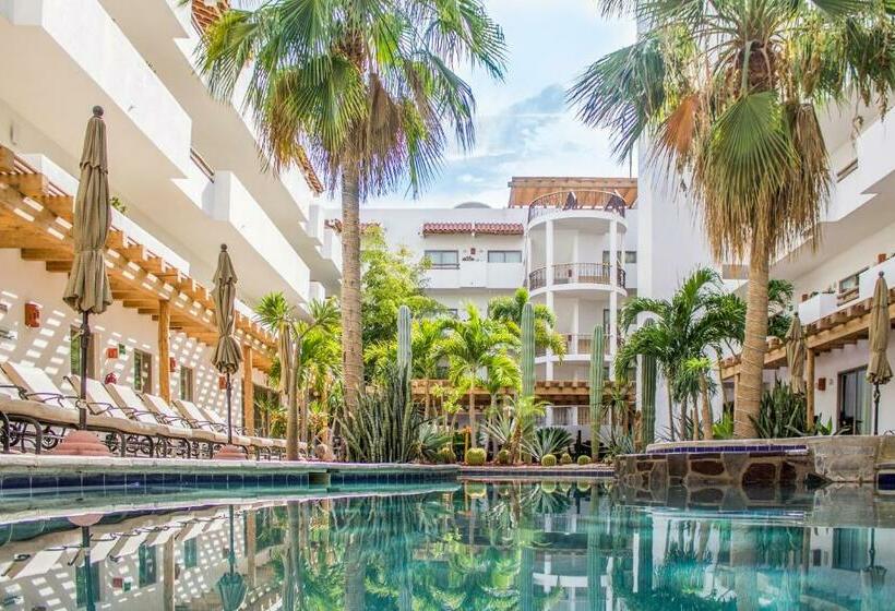 هتل Santa Fe Loreto by Villa Group