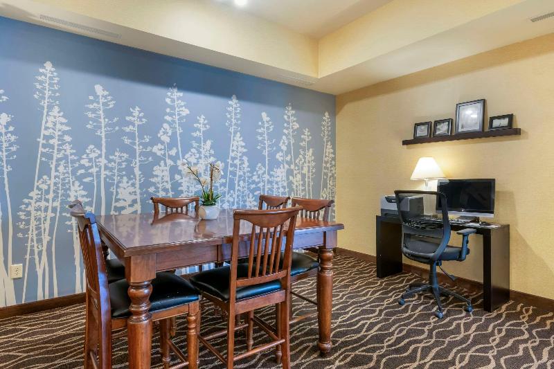 هتل Sleep Inn & Suites