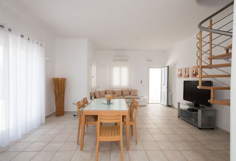 هتل Villa Nireas