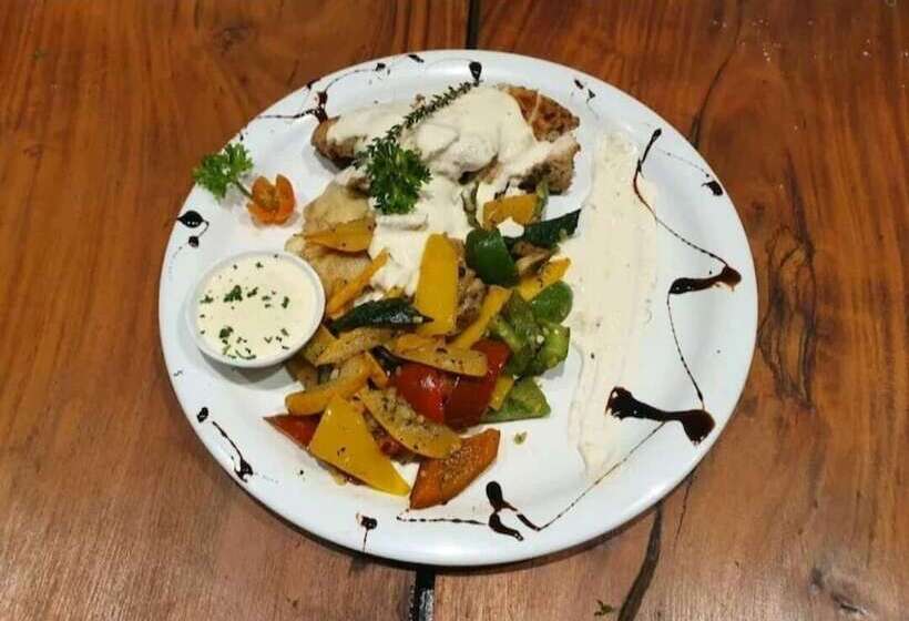 בית מלון כפרי Onella Regency