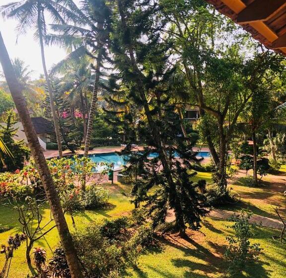 בית מלון כפרי Abad Harmonia Ayurvedic Beach Resort