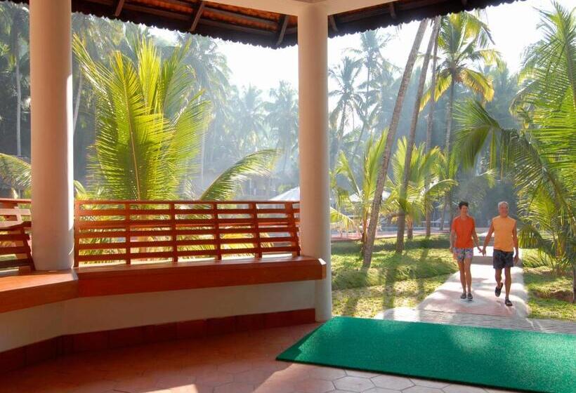 בית מלון כפרי Abad Harmonia Ayurvedic Beach Resort