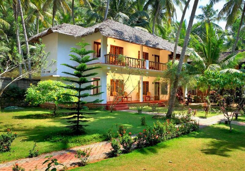 בית מלון כפרי Abad Harmonia Ayurvedic Beach Resort