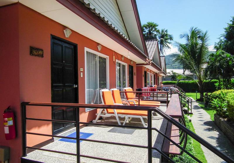 هتل Andaman Seaside Resort Bangtao Beach