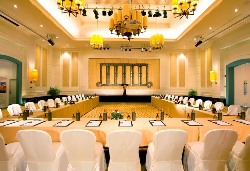 هتل Centara Grand Beach Resort Phuket   Sha Plus