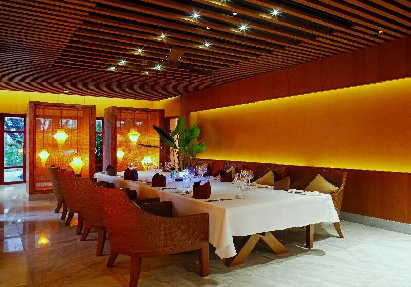 هتل Centara Grand Beach Resort Phuket   Sha Plus