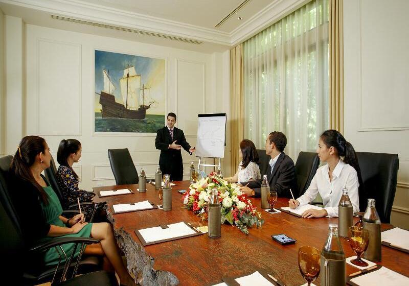 هتل Centara Grand Beach Resort Phuket   Sha Plus