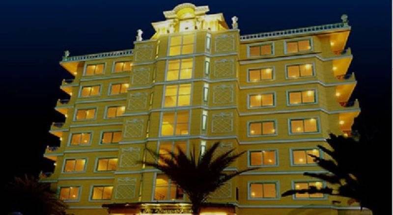 酒店 Four Seasons Place Pattaya