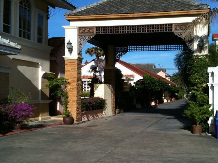 هتل Villa Centro Hua Hin