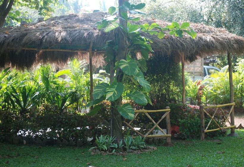 هتل Laguna Anjuna