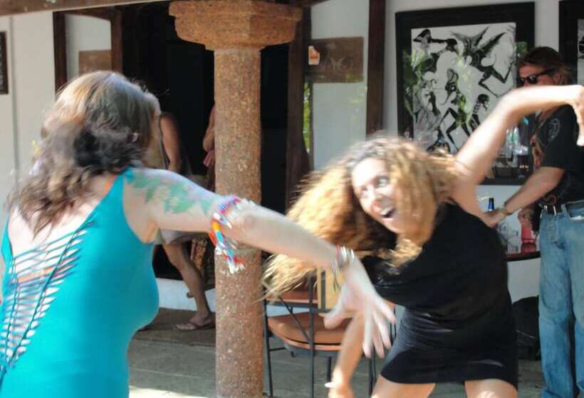 هتل Laguna Anjuna