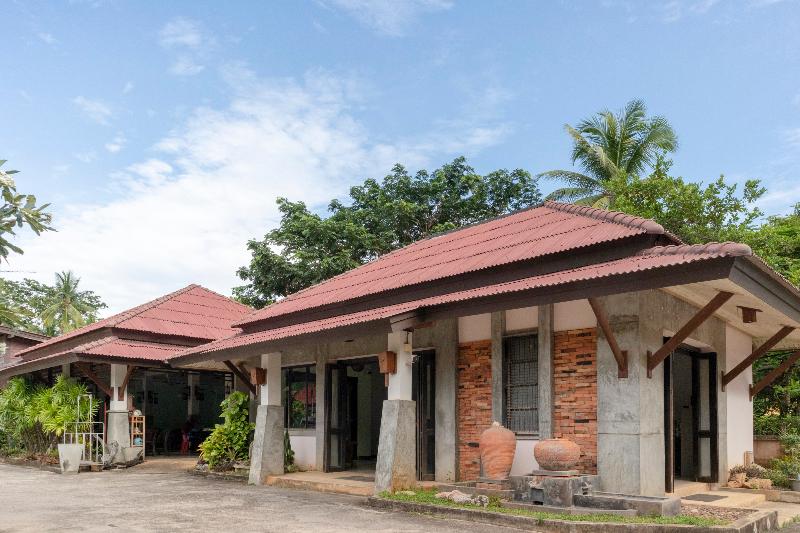 هتل Noppharat Resort