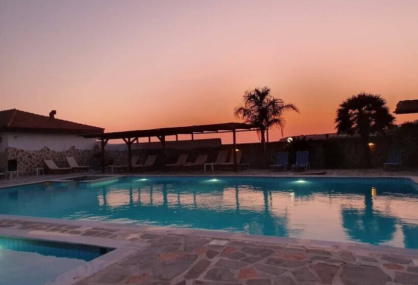 בית מלון כפרי Poseidon Beach