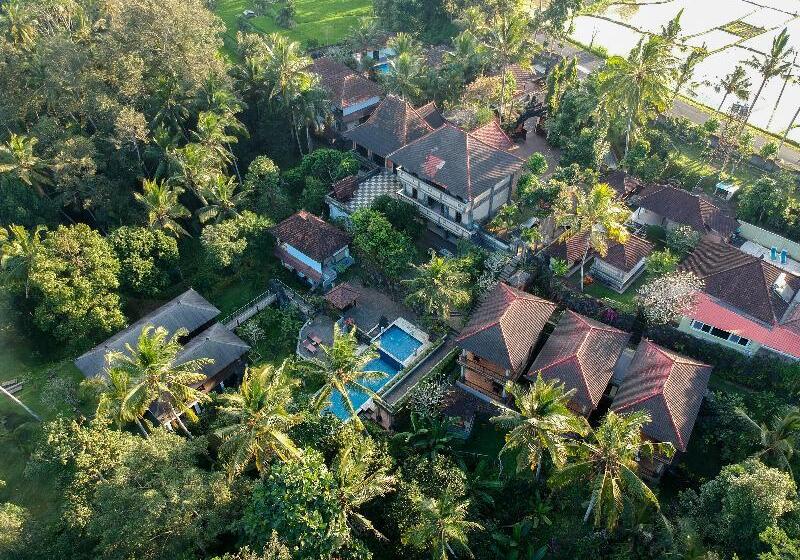 Puri Saron Hotel Madangan   Gianyar