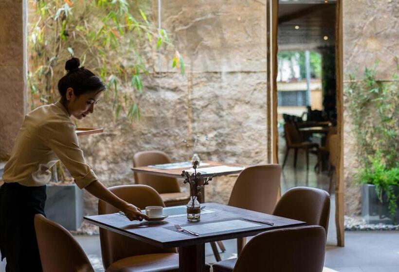 酒店 Silverland Yen