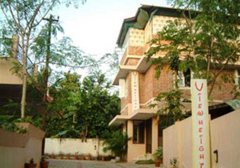 فندق View Heights Resort