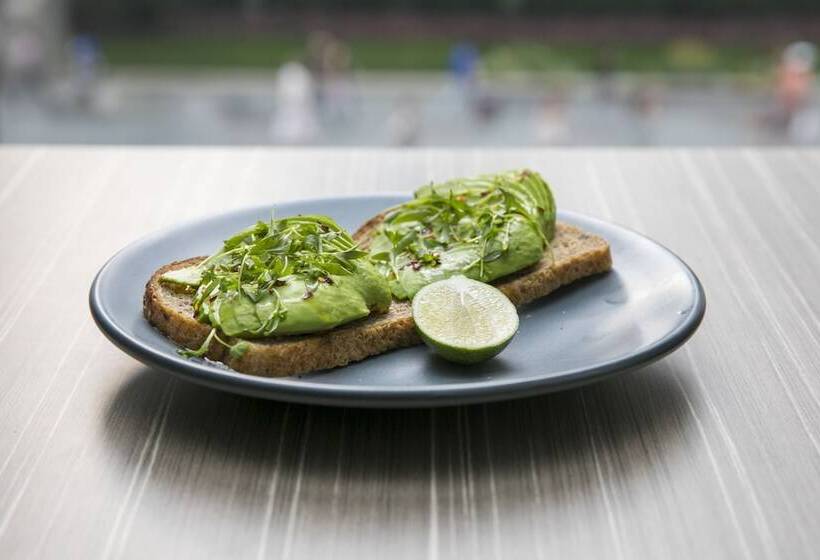 هتل Andaz 5th Avenue, By Hyatt