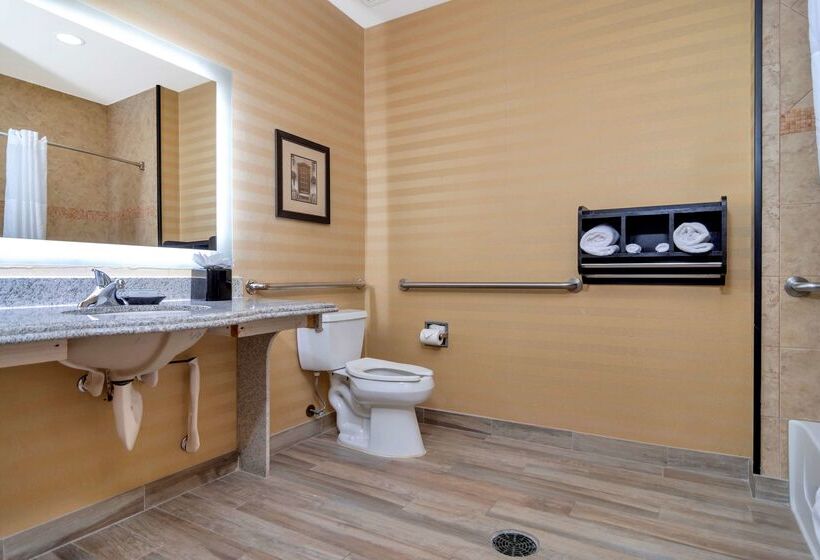 هتل Hampton Inn & Suites Fort Worth Fossil Creek