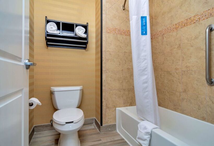 هتل Hampton Inn & Suites Fort Worth Fossil Creek