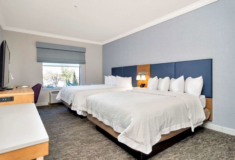 هتل Hampton Inn & Suites Fort Worth Fossil Creek