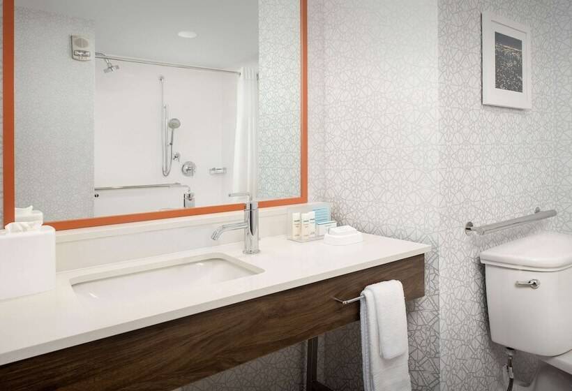 هتل Hampton Inn Baltimoredowntownconvention Center