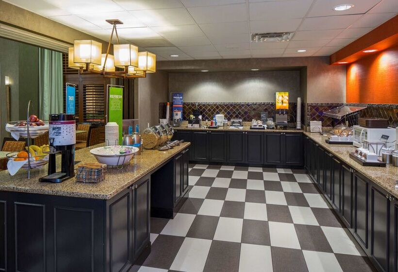 هتل Hampton Inn & Suites Austin Cedar Parklakeline