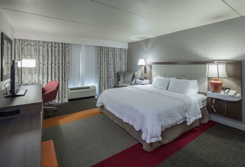هتل Hampton Inn & Suites Austin Cedar Parklakeline