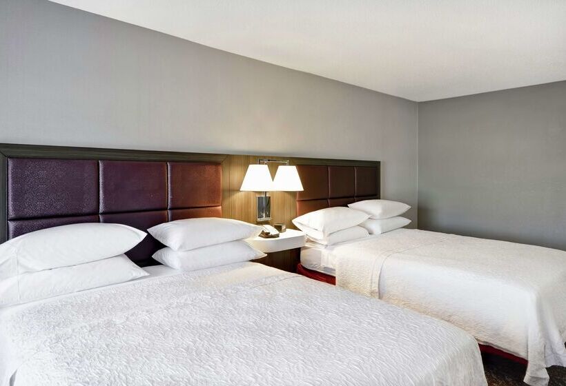 هتل Hampton Inn & Suites Columbuseaston Area