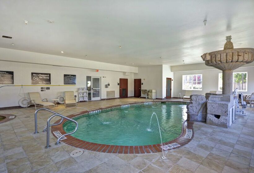 هتل Hampton Inn & Suites Corpus Christi I37  Navigation Blvd