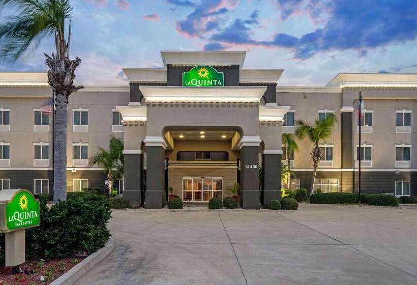 هتل La Quinta Inn & Suites By Wyndham Corpus Christin Padre Isl