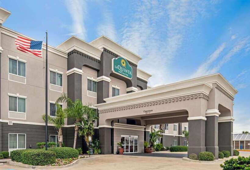 هتل La Quinta Inn & Suites By Wyndham Corpus Christin Padre Isl