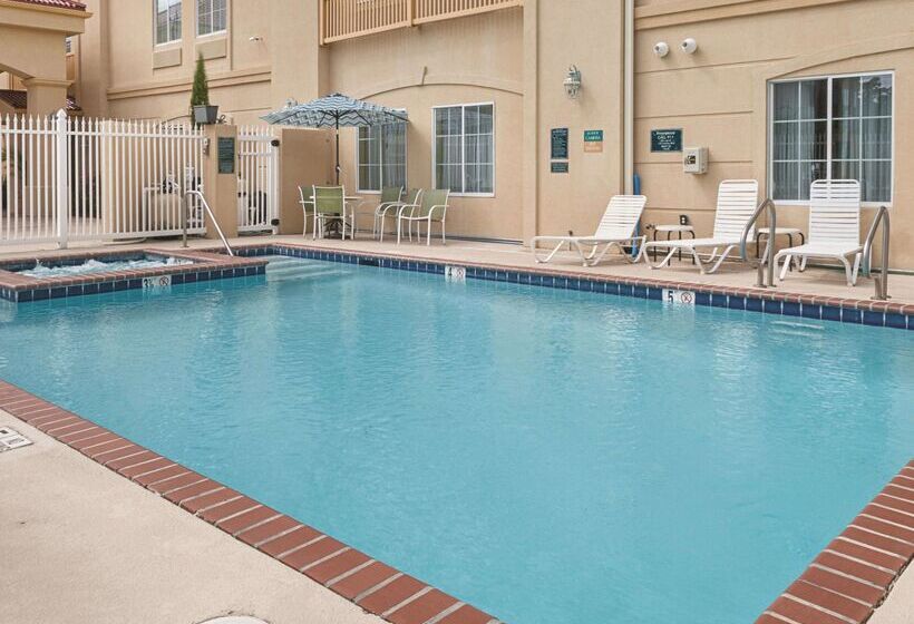בית מלון כפרי La Quinta Inn & Suites By Wyndham Slidell   North Shore Area