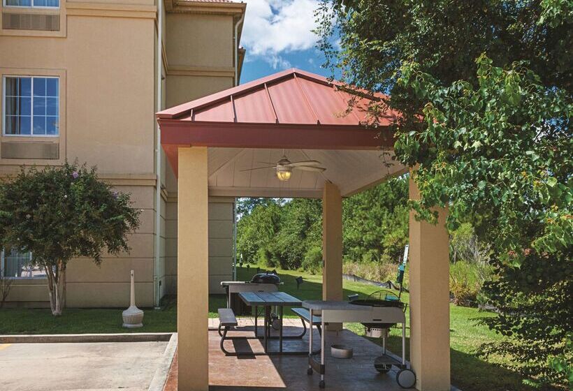 בית מלון כפרי La Quinta Inn & Suites By Wyndham Slidell   North Shore Area