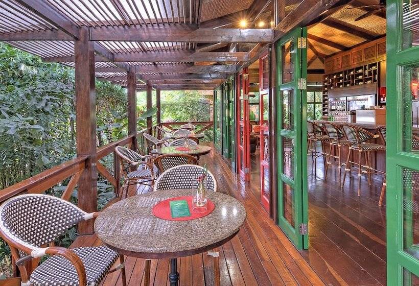 فندق Nayara Gardens