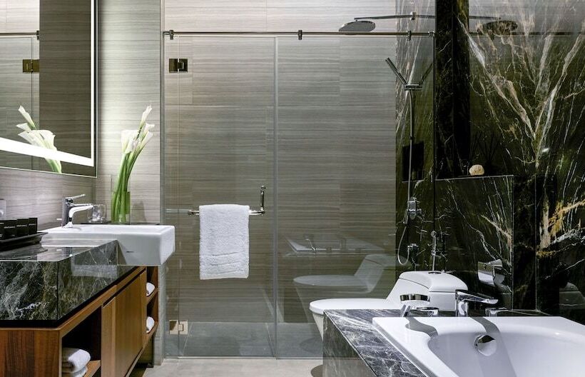 هتل Oakwood Premier Cozmo Jakarta