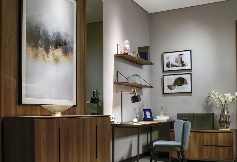 هتل Oakwood Premier Cozmo Jakarta