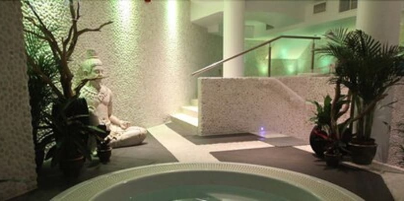 Rafayel Hotel & Spa