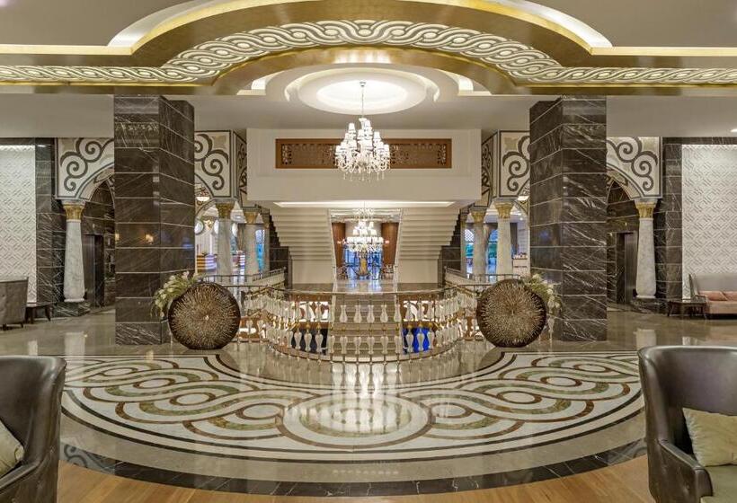 هتل Royal Holiday Palace