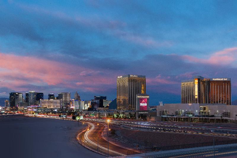 هتل Staybridge Suites Las Vegas   Stadium District