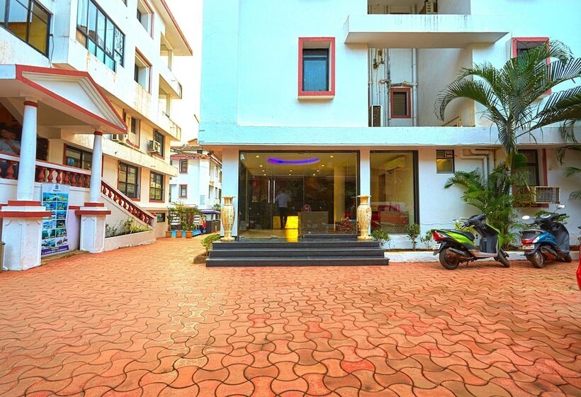 Hotel Sunkissed Premium By Wsi,calangute Beach